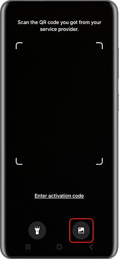 Odaberi QR kod iz galerije fotografija ili ga skeniraj s e-maila na drugom uređaju.